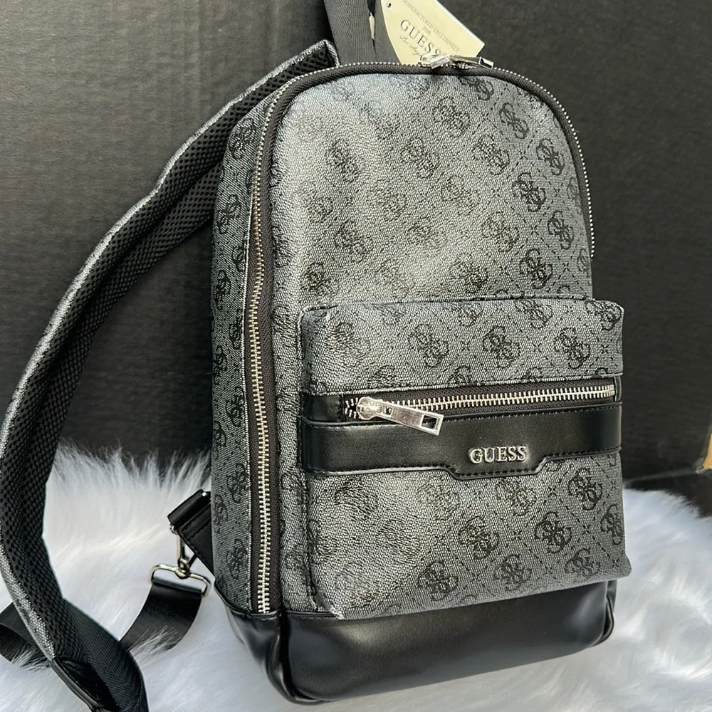 New GUESS Men’s Bag